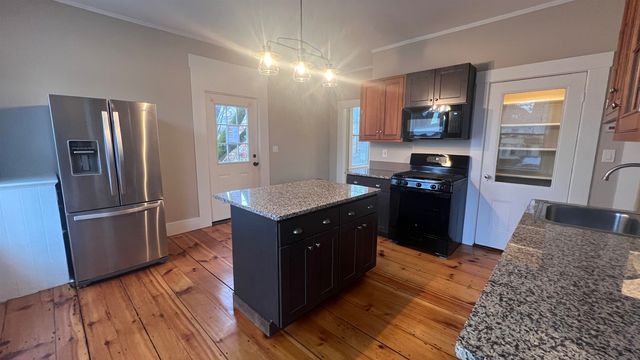 29-31 Silver Street, Dover, NH 03820