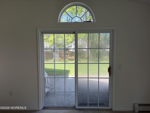 35 Meadows Lane, Whiting, NJ 08759