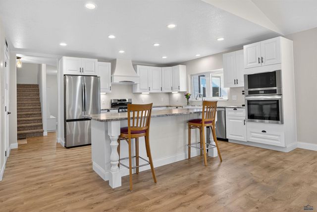 13509 KEYAPAHA LN, Piedmont, SD 57769