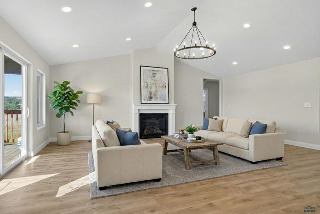 13509 KEYAPAHA LN, Piedmont, SD 57769