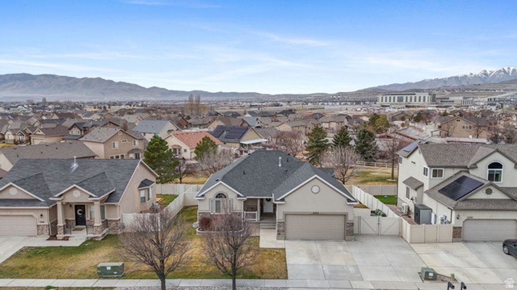 Image 29 of property listing at 2393 N 2350 W, Lehi, UT 84043