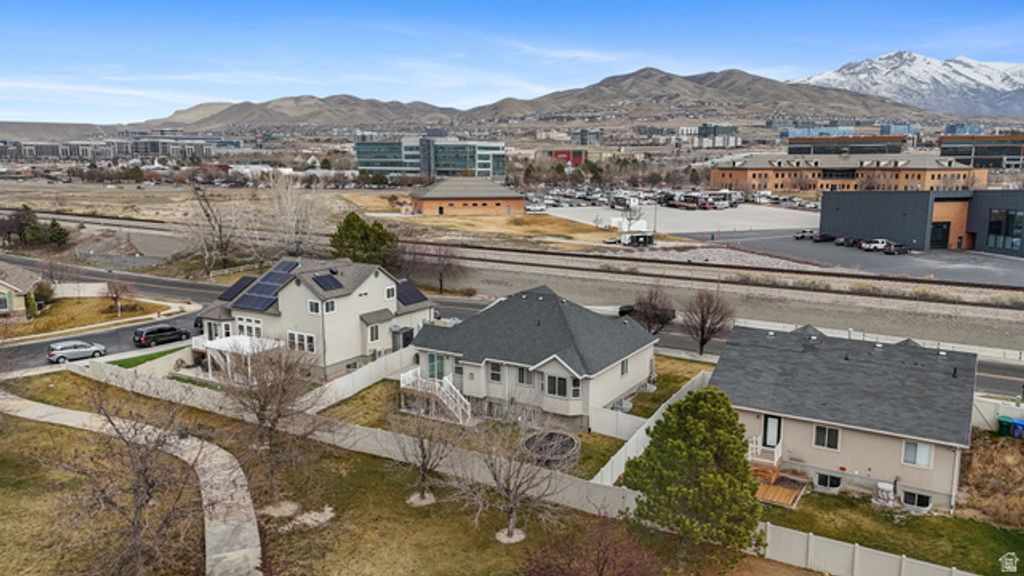 Image 32 of property listing at 2393 N 2350 W, Lehi, UT 84043