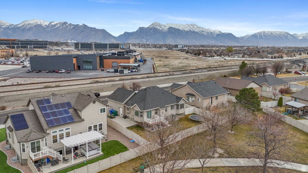 Image 34 of property listing at 2393 N 2350 W, Lehi, UT 84043