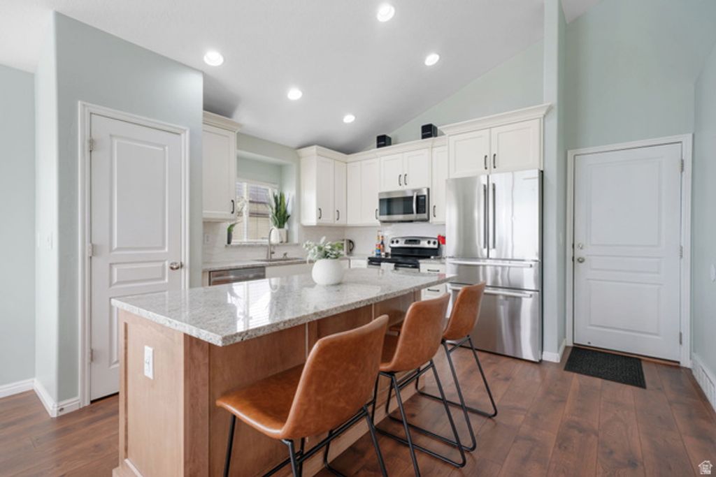 Image 8 of property listing at 2393 N 2350 W, Lehi, UT 84043