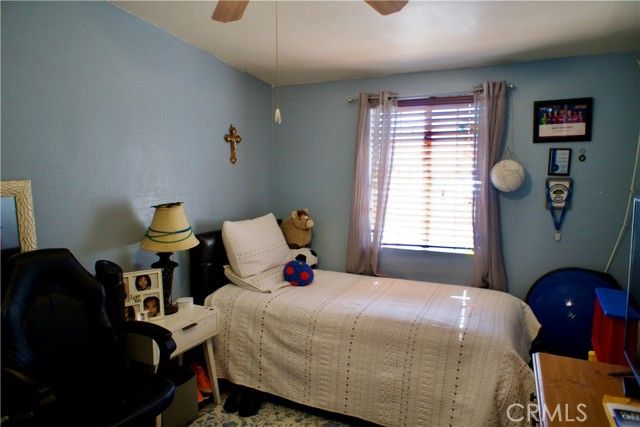 5825 N Orangecrest, Azusa, CA 91702