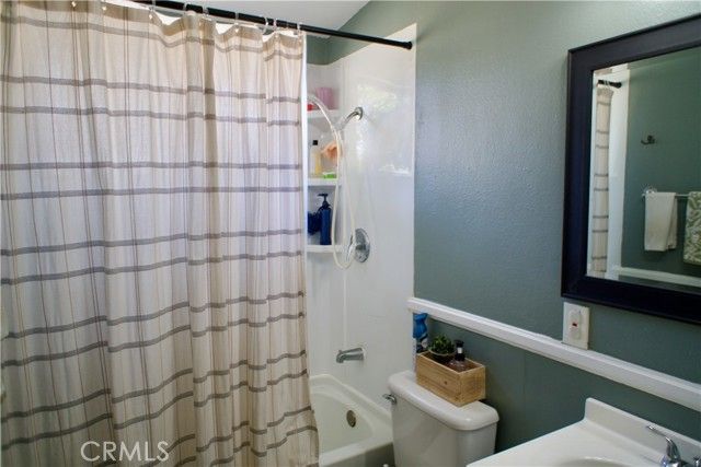 5825 N Orangecrest, Azusa, CA 91702