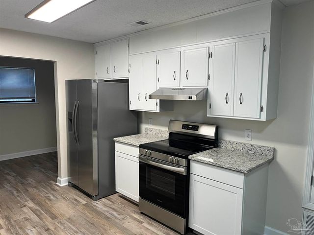 7817 Deborah Dr A, Pensacola, FL 32514