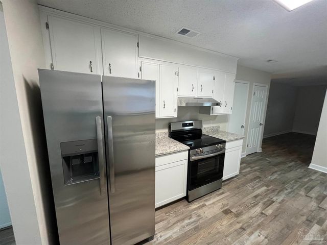 7817 Deborah Dr A, Pensacola, FL 32514