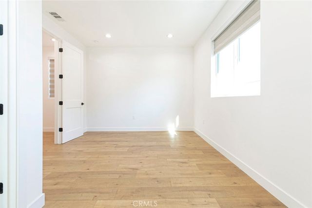 7612 N Shadyglade Avenue, North Hollywood, CA 91605