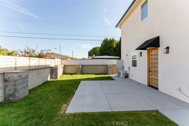 7612 N Shadyglade Avenue, North Hollywood, CA 91605