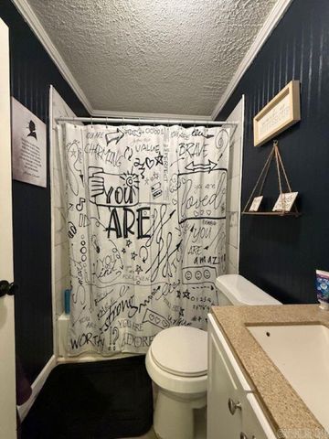 1011 E HIGHLAND Avenue, Malvern, AR 72104