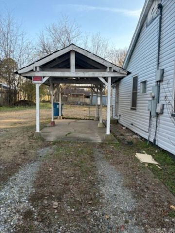 1011 E HIGHLAND Avenue, Malvern, AR 72104