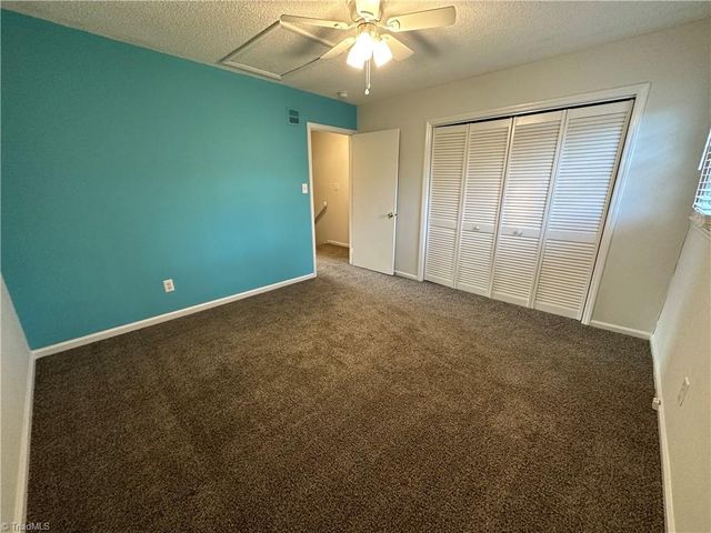 207 Northpoint Avenue H, High Point, NC 27262