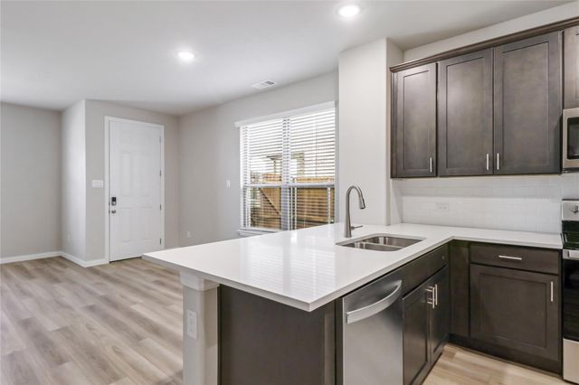 6717 Glimfeather Drive, Fort Worth, TX 76179