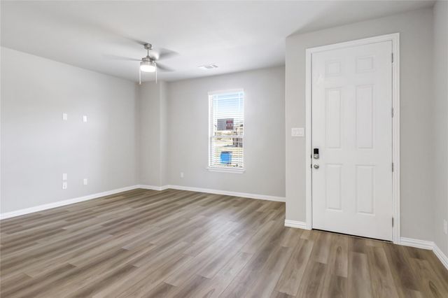 6717 Glimfeather Drive, Fort Worth, TX 76179