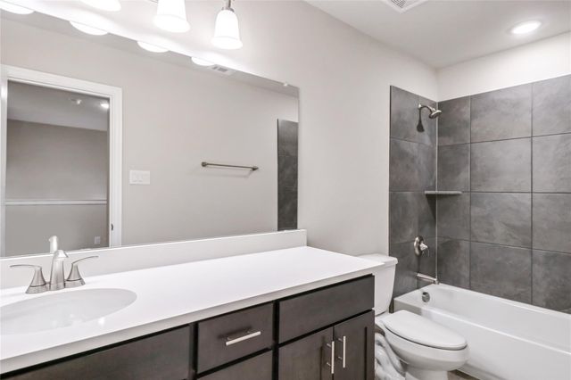 6717 Glimfeather Drive, Fort Worth, TX 76179
