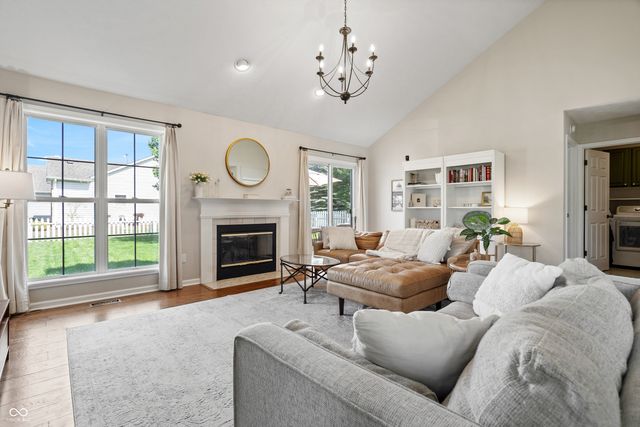 10293 Cheswick Lane, Fishers, IN 46037