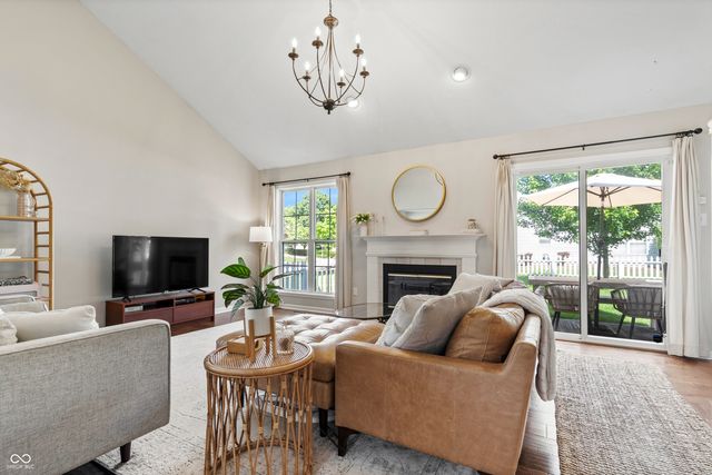 10293 Cheswick Lane, Fishers, IN 46037