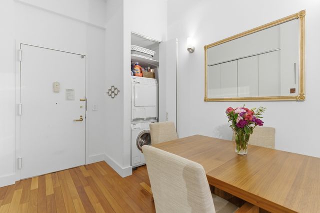 80 John St Apt 11C, New York City, NY 10038