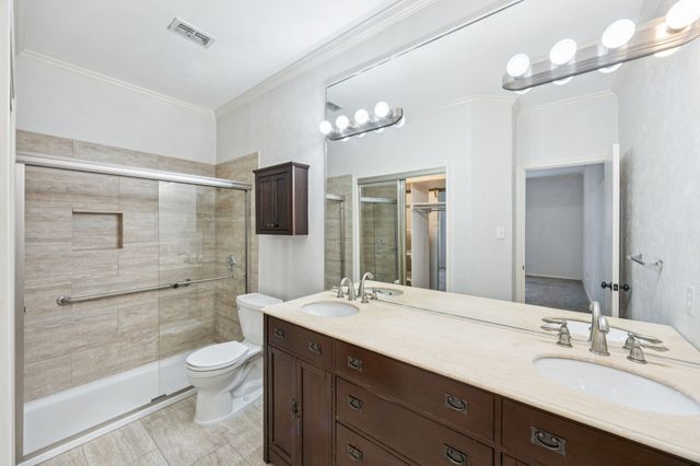 5310 Keller Springs Road 221, Dallas, TX 75248