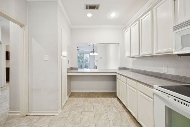 5310 Keller Springs Road 221, Dallas, TX 75248