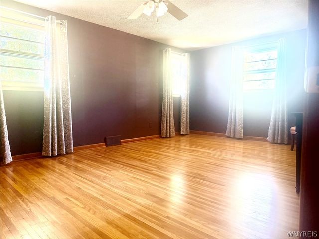 305 Warner Avenue, North Tonawanda, NY 14120