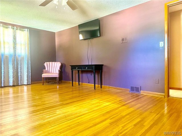 305 Warner Avenue, North Tonawanda, NY 14120