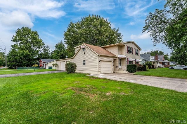 305 Warner Avenue, North Tonawanda, NY 14120