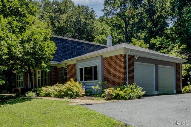 1702 Bookbinder Drive, Unincorporated, MO 63146