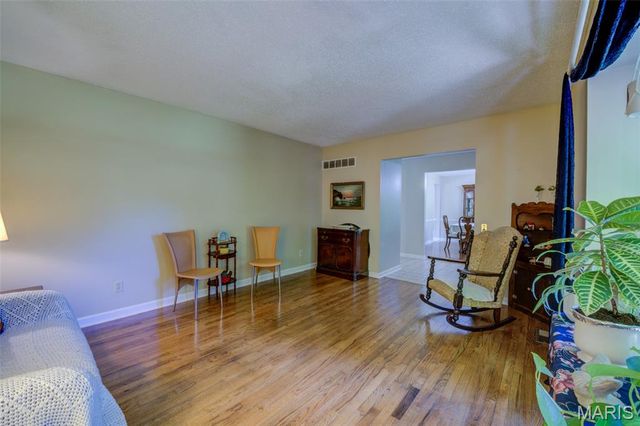 1702 Bookbinder Drive, Unincorporated, MO 63146