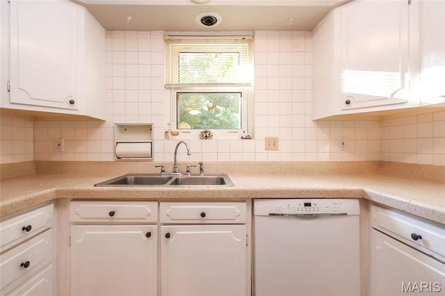 1702 Bookbinder Drive, Unincorporated, MO 63146