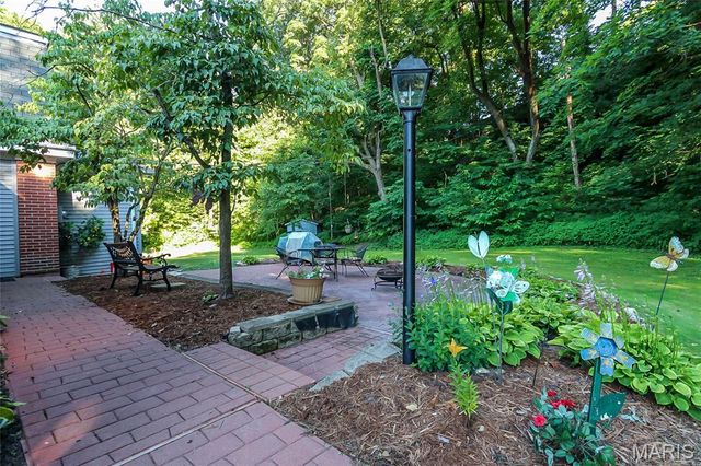 1702 Bookbinder Drive, Unincorporated, MO 63146