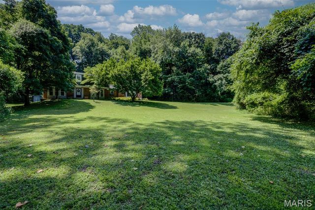 1702 Bookbinder Drive, Unincorporated, MO 63146