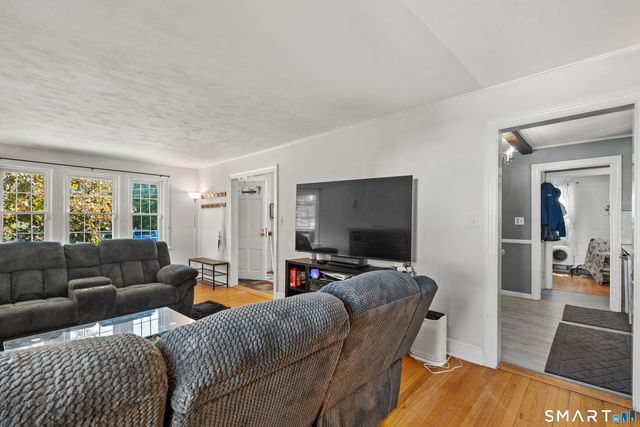85 Claxton Avenue, Watertown, CT 06795