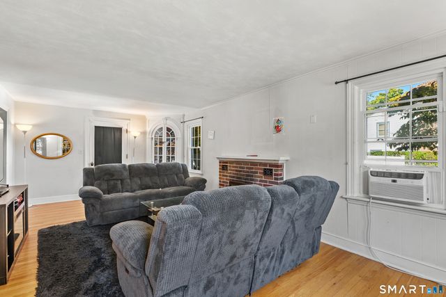 85 Claxton Avenue, Watertown, CT 06795