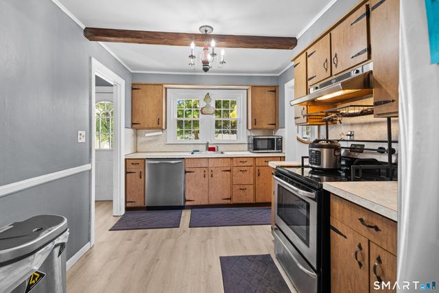 85 Claxton Avenue, Watertown, CT 06795