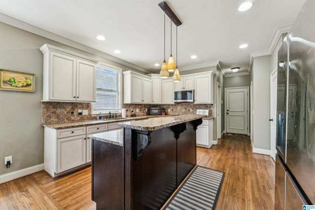 937 KAYLA DRIVE, Trussville, AL 35173