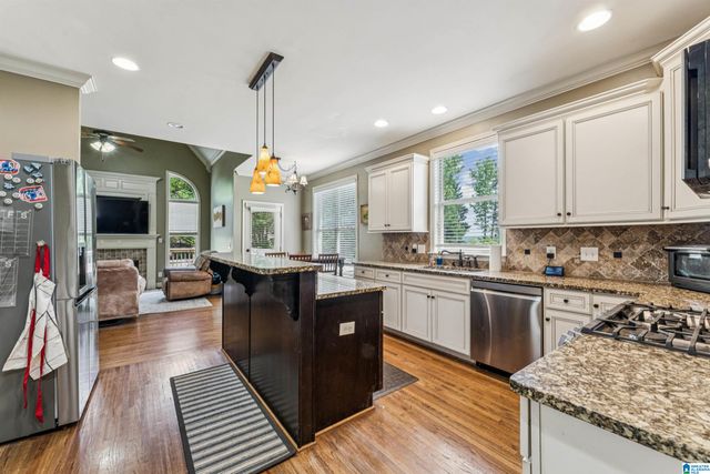937 KAYLA DRIVE, Trussville, AL 35173
