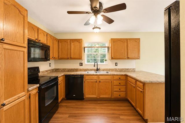 2 Arbor Springs, Troy, IL 62294