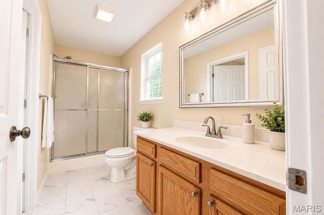 2 Arbor Springs, Troy, IL 62294
