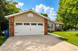 2 Arbor Springs, Troy, IL 62294