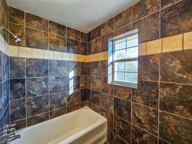 1618 Roberts Street, Sweetwater, TX 79556