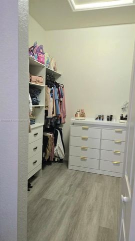 11433 SW 251st St, Homestead, FL 33032