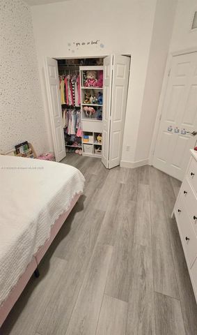 11433 SW 251st St, Homestead, FL 33032