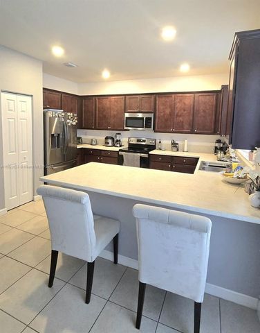 11433 SW 251st St, Homestead, FL 33032