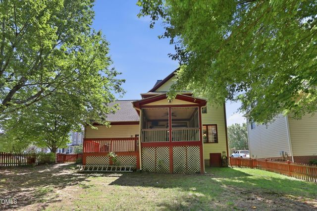 1500 Town Home Drive, Apex, NC 27502