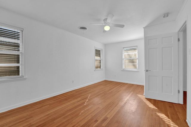 1338 DEARING RD, Memphis, TN 38117