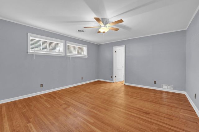 1338 DEARING RD, Memphis, TN 38117
