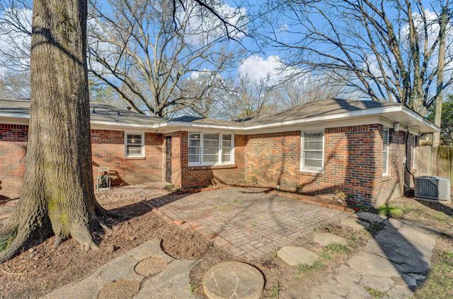 1338 DEARING RD, Memphis, TN 38117