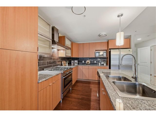 2240 N Clay St 204, Denver, CO 80211